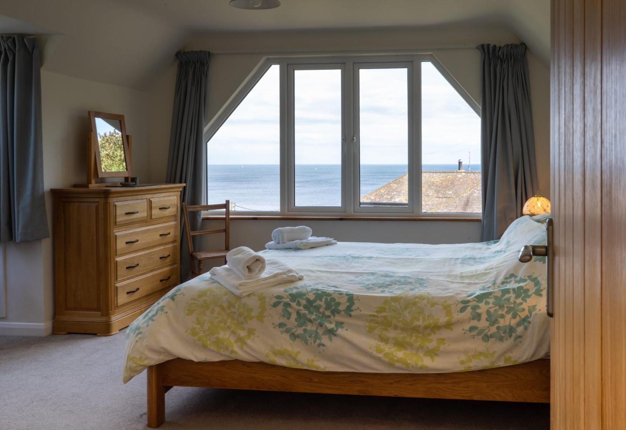 Spinnaker Cadgwith Holiday Home 외부 사진
